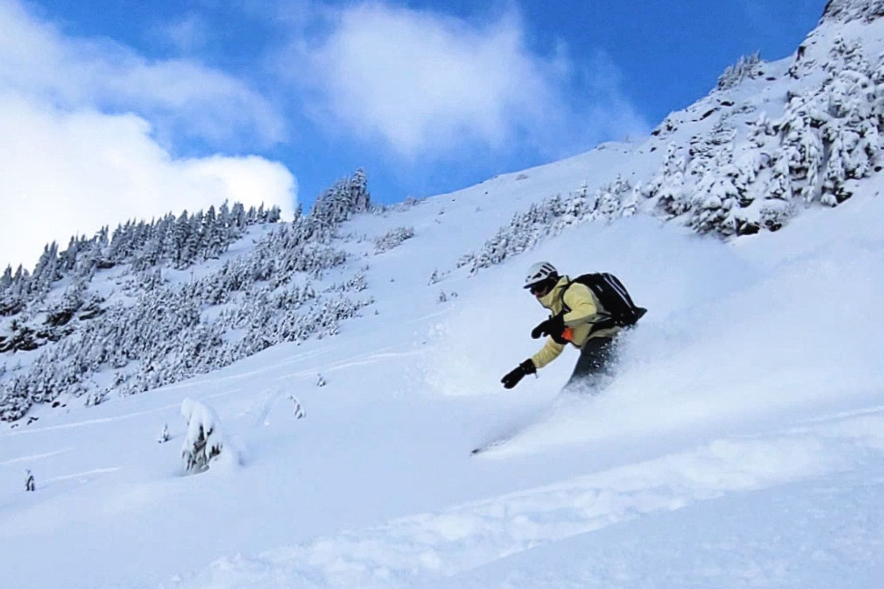 Burton AK Kalausi GORE-TEX 3L | Reviewed in 2025 | Lightweight